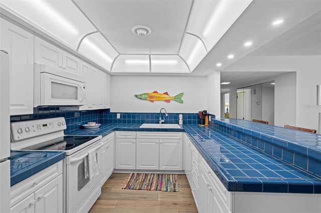 1400 GULF BOULEVARD 101, Clearwater Beach, FL 33767