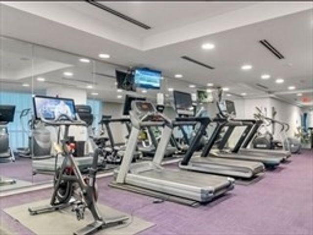 42 8th St 2110, Boston, MA 02129