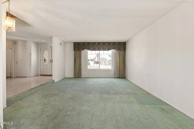 16452 Whittier Lane, Huntington Beach, CA 92647