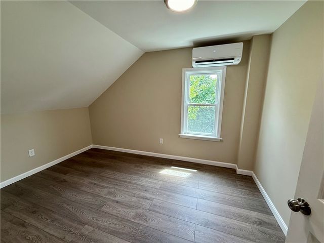 60 Whittier Avenue 3, Providence, RI 02909