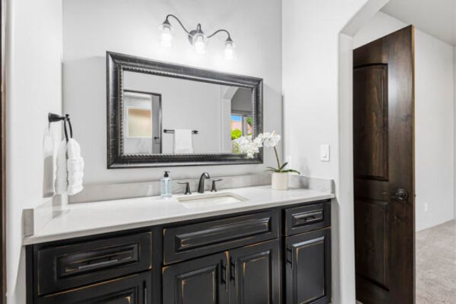5005 Alberta Avenue NE, Rio Rancho, NM 87144