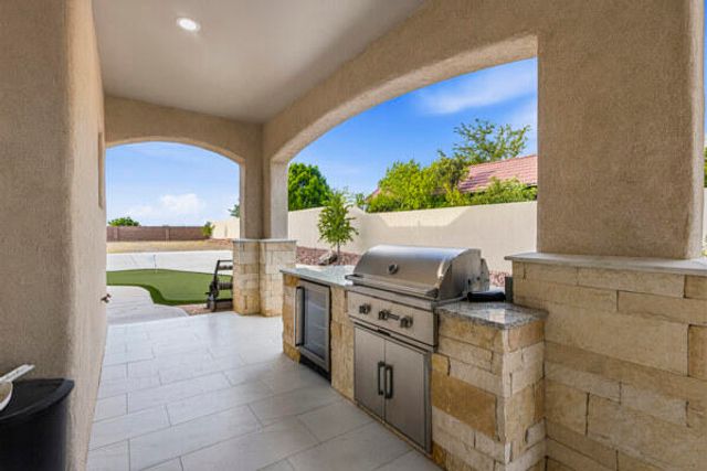 5005 Alberta Avenue NE, Rio Rancho, NM 87144