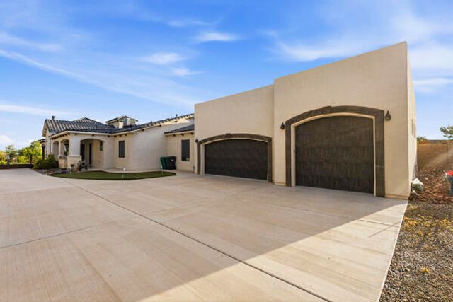 5005 Alberta Avenue NE, Rio Rancho, NM 87144