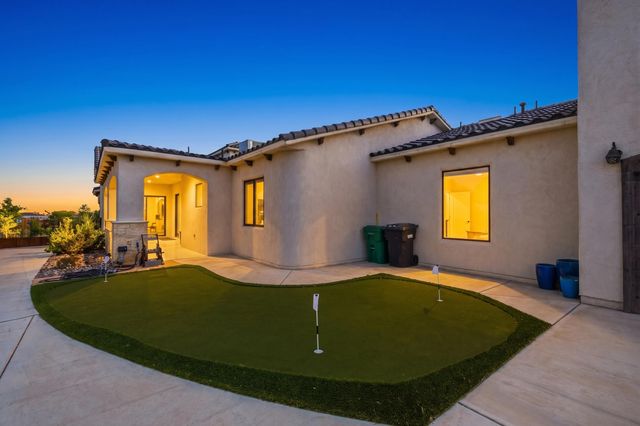 5005 Alberta Avenue NE, Rio Rancho, NM 87144