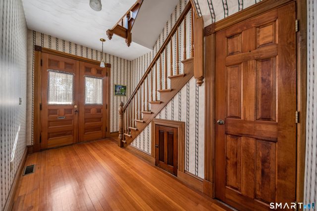 141 West Broad Street, Stonington, CT 06379