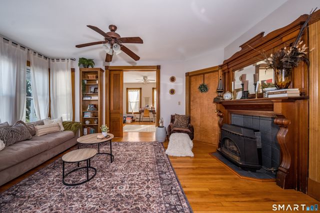 141 West Broad Street, Stonington, CT 06379