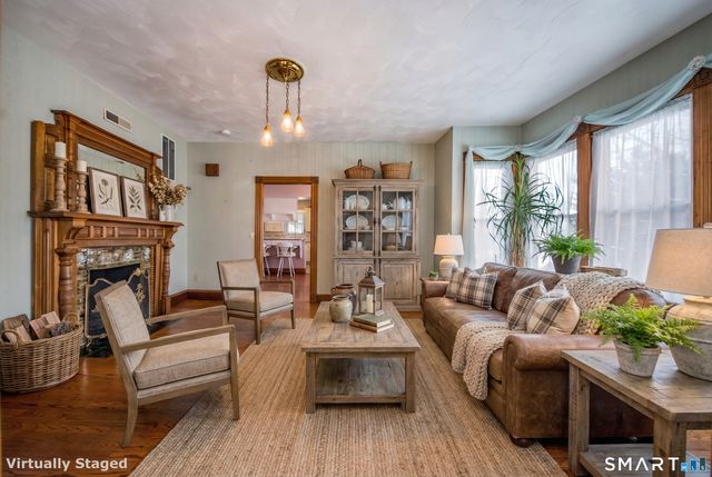 141 West Broad Street, Stonington, CT 06379