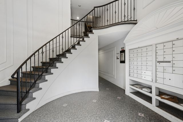 5101 Carriageway Drive 210, Rolling Meadows, IL 60008