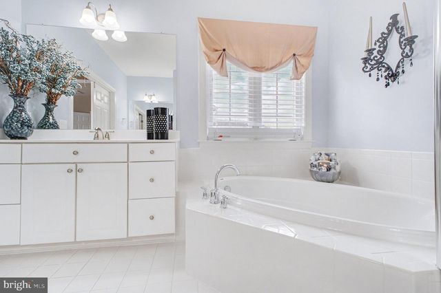 37 PALISADES DR, Stafford, VA 22554