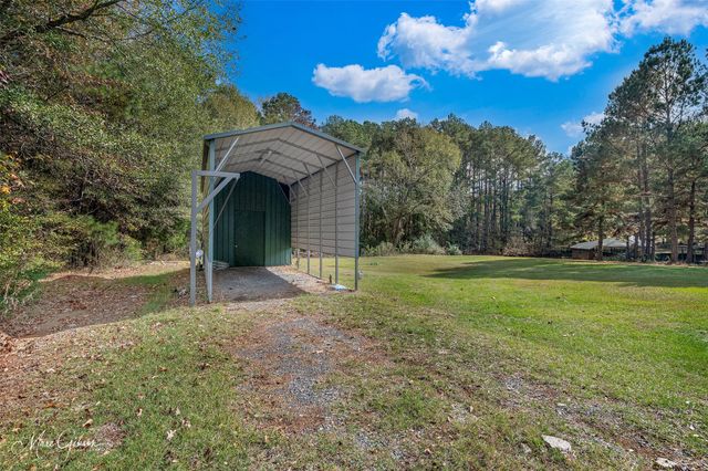 1140 Linton Road, Benton, LA 71006