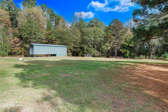 1140 Linton Road, Benton, LA 71006