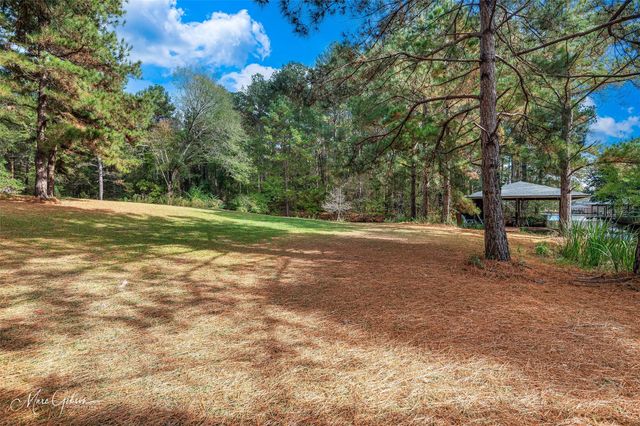 1140 Linton Road, Benton, LA 71006