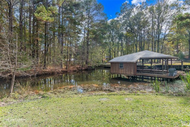 1140 Linton Road, Benton, LA 71006