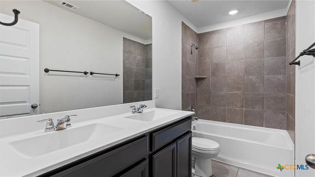 724 Clara Park, New Braunfels, TX 78130