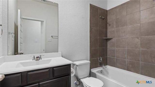 724 Clara Park, New Braunfels, TX 78130