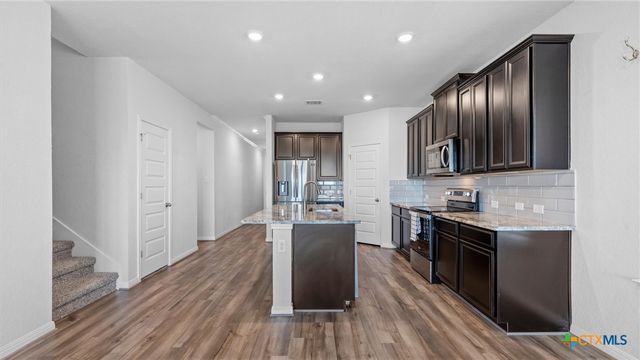 724 Clara Park, New Braunfels, TX 78130