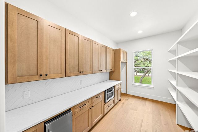728 Mountain Creek Trail, Boerne, TX 78006