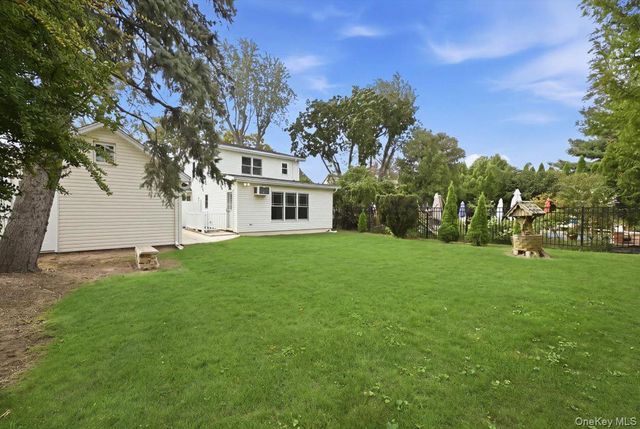 3849 Wesley Street, Seaford, NY 11783