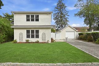 3849 Wesley Street, Seaford, NY 11783