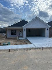 913 Grand Teton, Benton, AR 72019