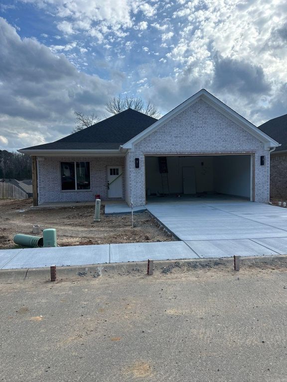 913 Grand Teton, Benton, AR 72019