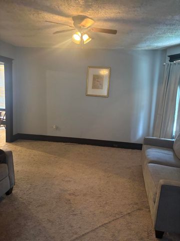 90 North Avenue, Highland Park, MI 48203