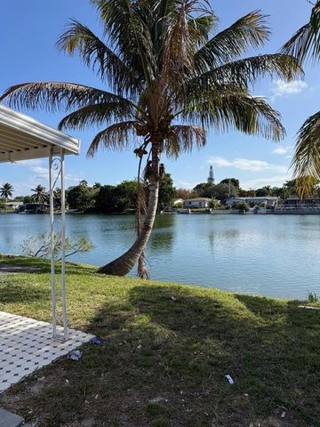 1054-1058 SW 2nd Street 1058, Hallandale Beach, FL 33009