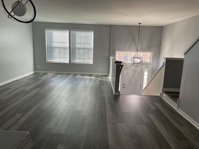 416 Conservatory Lane, Aurora, IL 60502