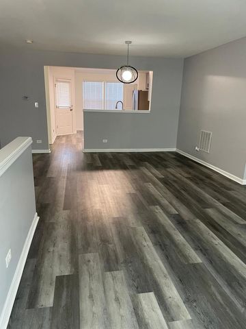 416 Conservatory Lane, Aurora, IL 60502