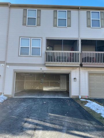 416 Conservatory Lane, Aurora, IL 60502