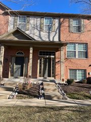 416 Conservatory Lane, Aurora, IL 60502