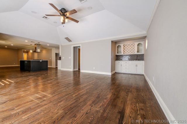 7020 E 89th Street, Tulsa, OK 74133