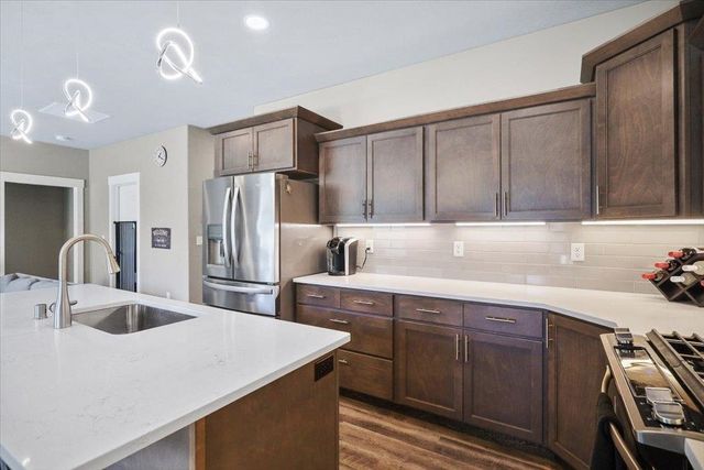 924 E Handy Rd, Colbert, WA 99005