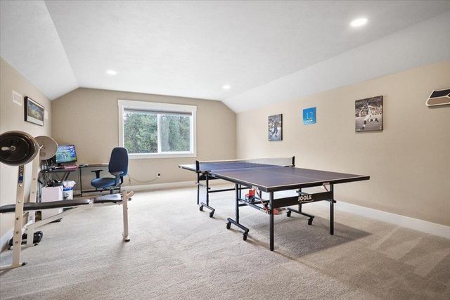 924 E Handy Rd, Colbert, WA 99005