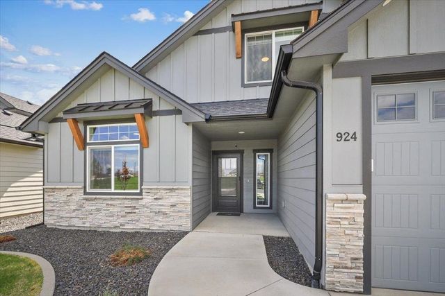 924 E Handy Rd, Colbert, WA 99005