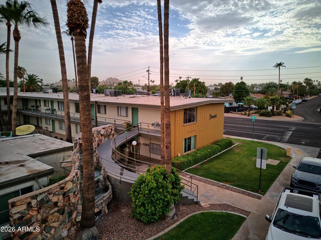 6805 E 2ND Street 11, Scottsdale, AZ 85251