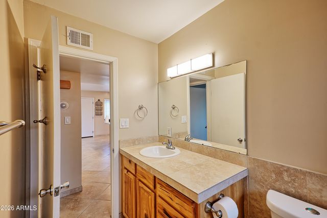 6805 E 2ND Street 11, Scottsdale, AZ 85251