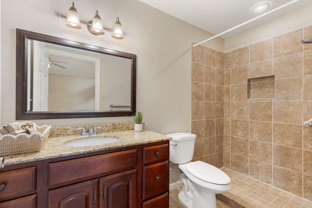 49 April Village, Conroe, TX 77356