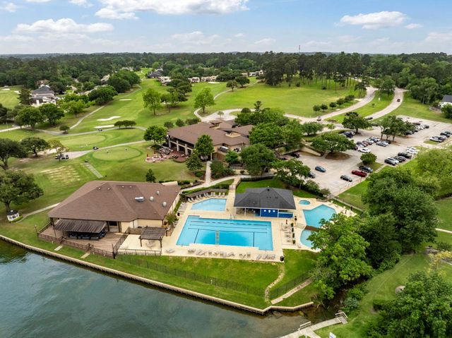 49 April Village, Conroe, TX 77356