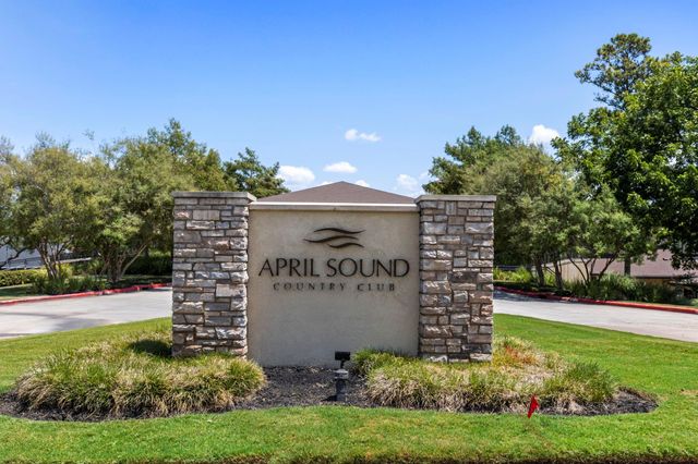 49 April Village, Conroe, TX 77356