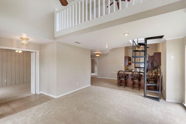 49 April Village, Conroe, TX 77356
