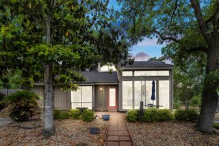 49 April Village, Conroe, TX 77356