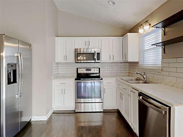 5665 Lakeview Court, Gainesville, GA 30506