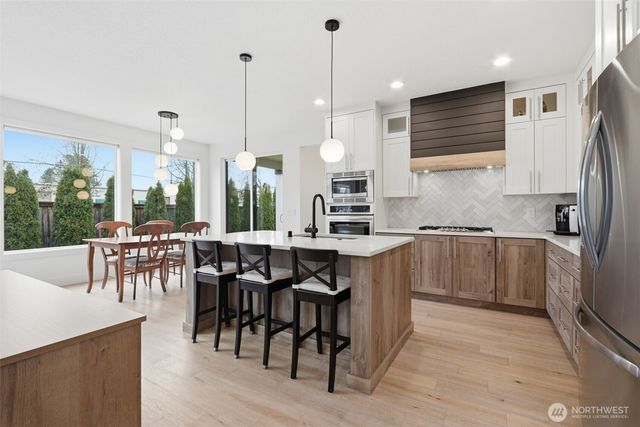 915 NE 146th Street, Vancouver, WA 98685