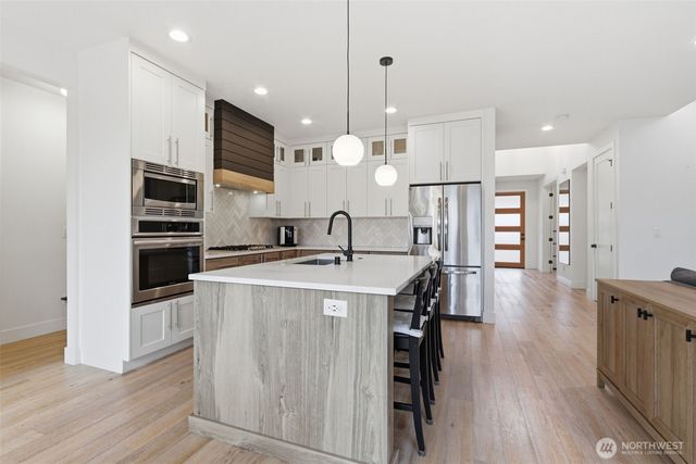 915 NE 146th Street, Vancouver, WA 98685