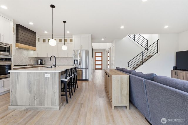 915 NE 146th Street, Vancouver, WA 98685