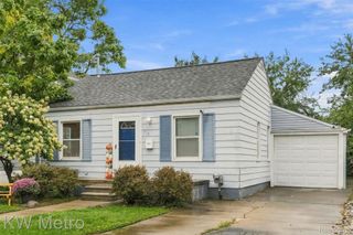 714 Devillen Avenue, Royal Oak, MI 48073