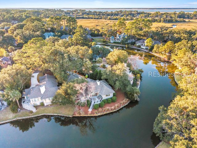 32 Spartina Ct, Hilton Head Island, SC 29928