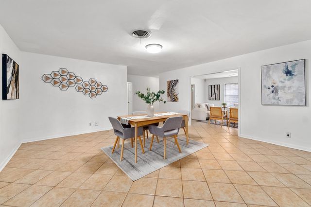 8911 Little Walnut PKWY, Austin, TX 78758