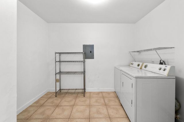 8911 Little Walnut PKWY, Austin, TX 78758